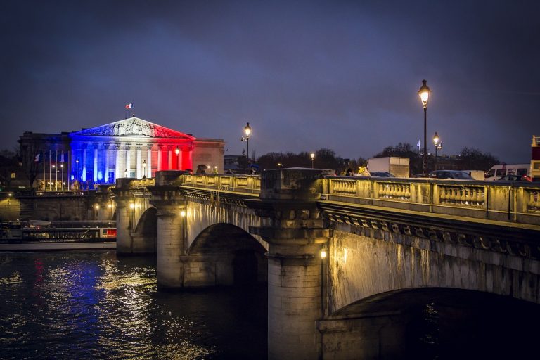 Référendum et Autonomie : Les Points Forts du Discours de Macron au Conseil constitutionnel