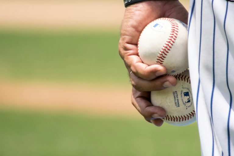 Le baseball s’invite sur les circuits de NASCAR : un pari audacieux de la MLB